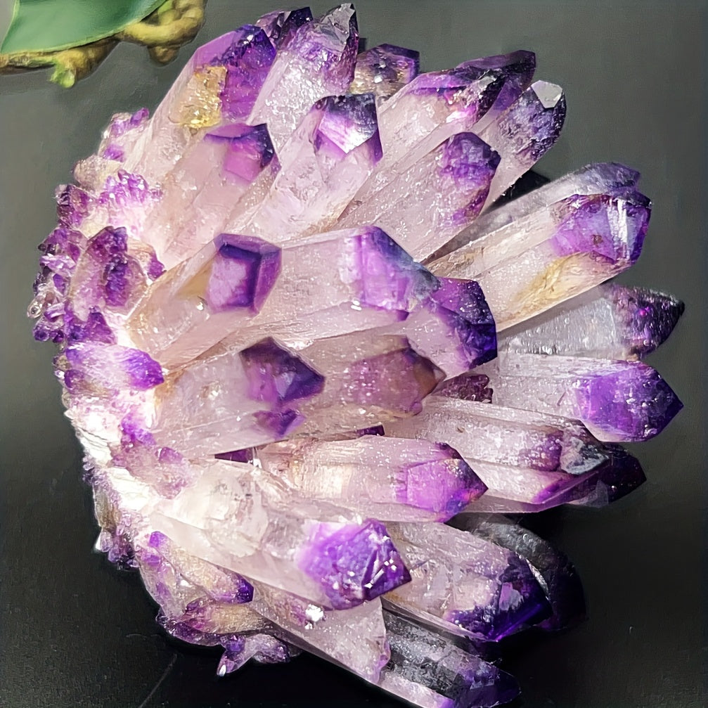 Gros Groupe de Cristaux Naturels - Inclusions Violet Foncé et Quartz Transparent, Spécimen Minéral Brut avec Facettes Natuelles – Décoration Élégante pour Maison/Bureau/Autel, Cadeau Spirituel Idéal (Anniversaires, Mariages, Pendaisons) Ornement en Dépôt